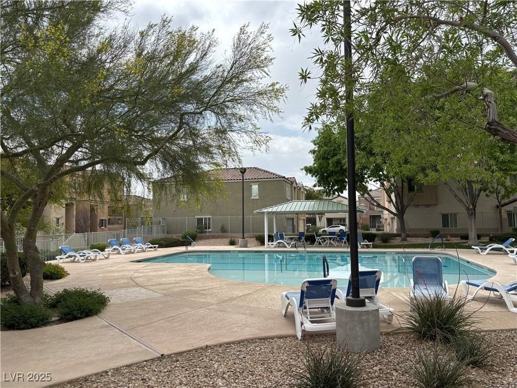 8949 Careful Canvas Ave - Photo 2 of 37