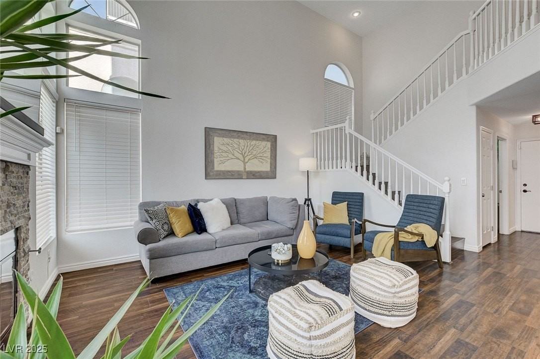 8208 Ogee Dr - Photo 5 of 49