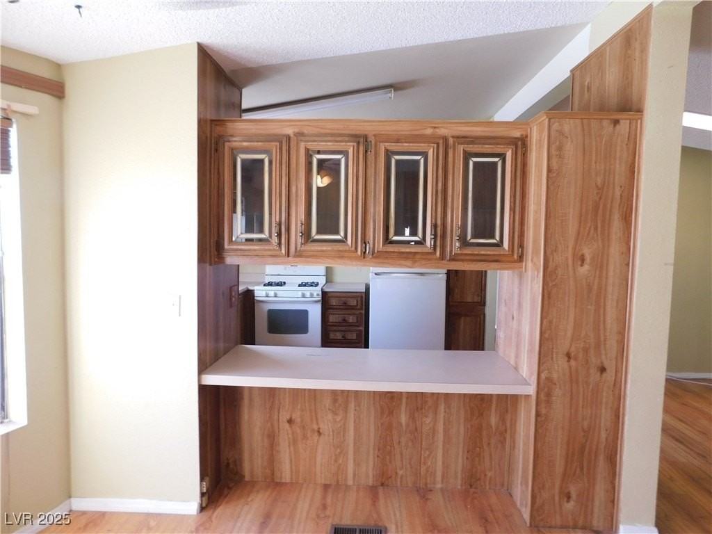 5691 Hobble Creek Dr - Photo 5 of 11