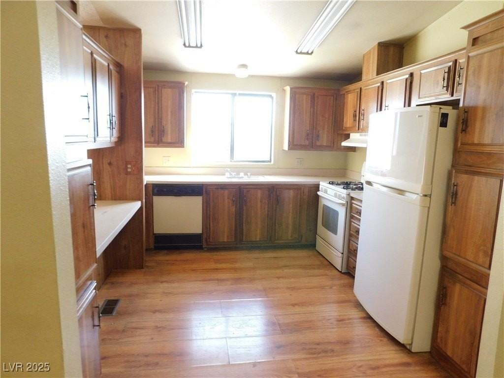 5691 Hobble Creek Dr - Photo 7 of 11