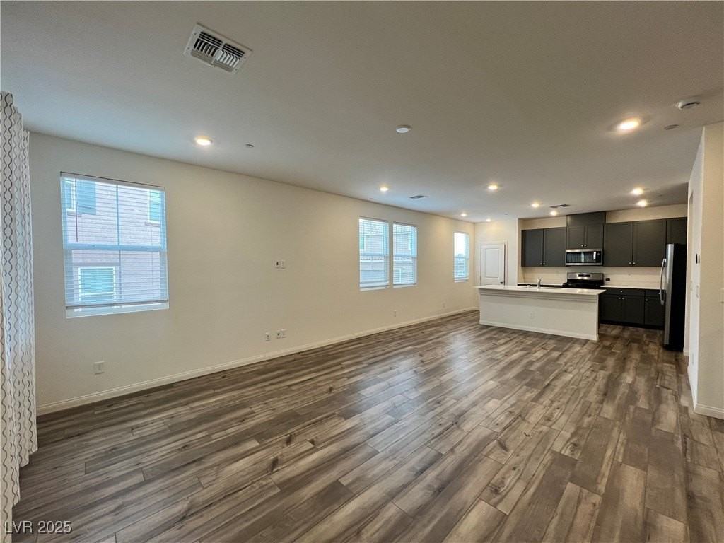 2824 Abrantes Pl - Photo 4 of 42