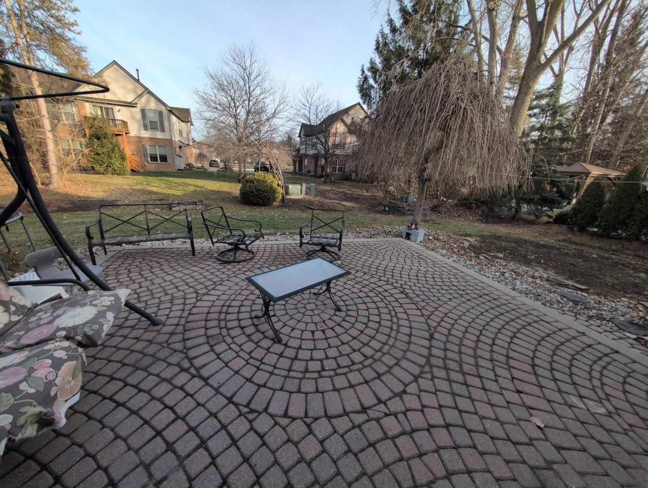 7074 Foxridge Dr - Photo 2 of 11