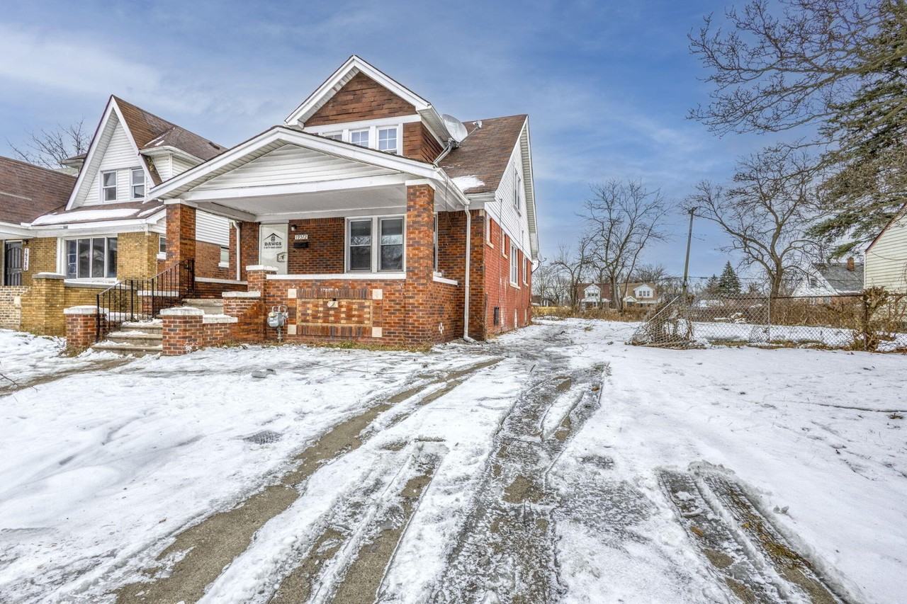 19572 Alcoy St - Photo 2 of 18