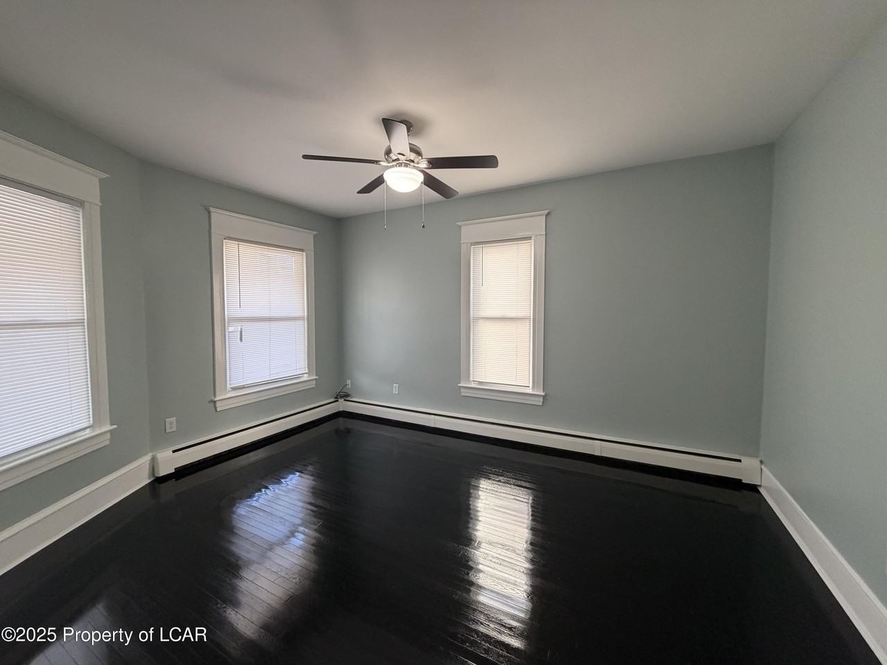 250 S Main St - Photo 5 of 8