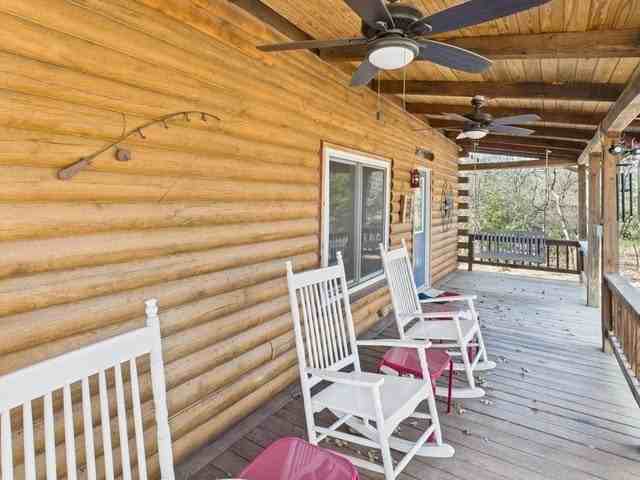 7386 Clint Ct - Photo 7 of 39