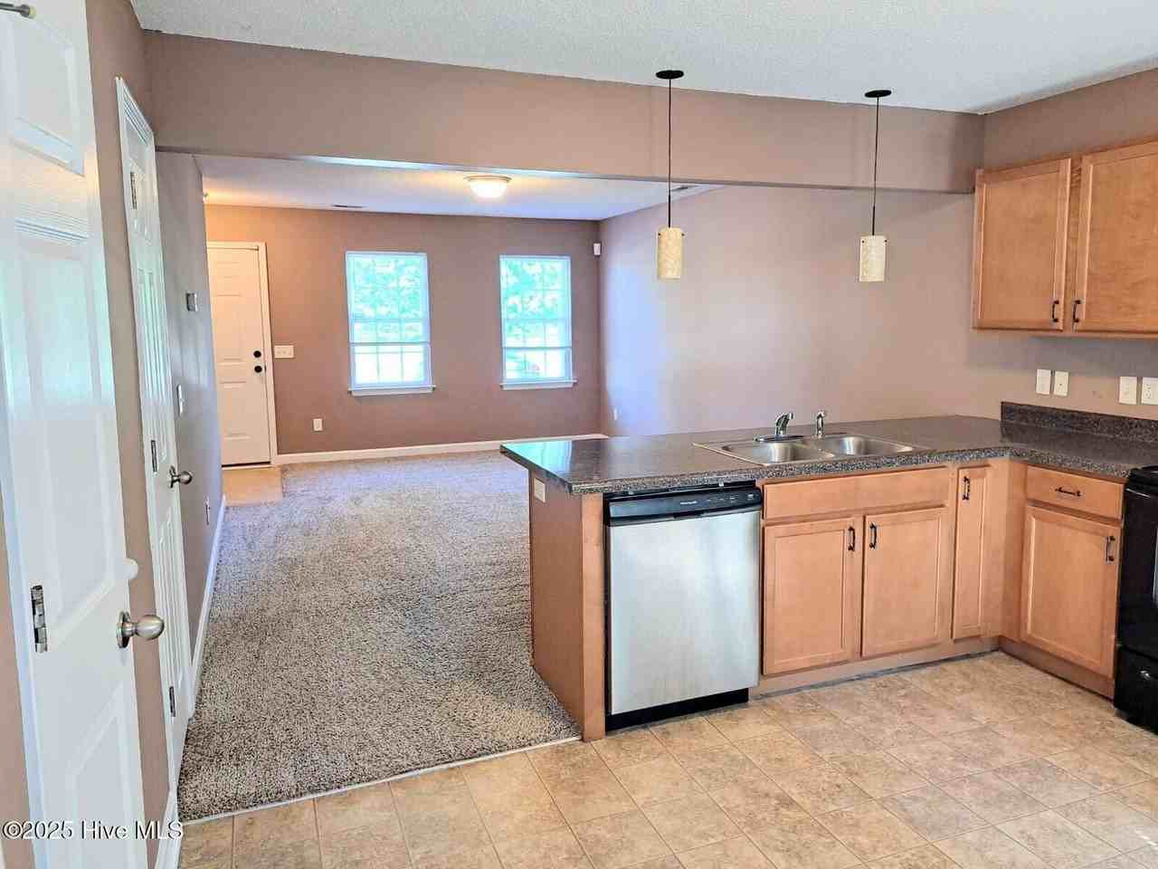 302 Burley Dr Unit 5 #5 - Photo 6 of 12