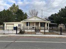 featured image of 786 Wilson Ave