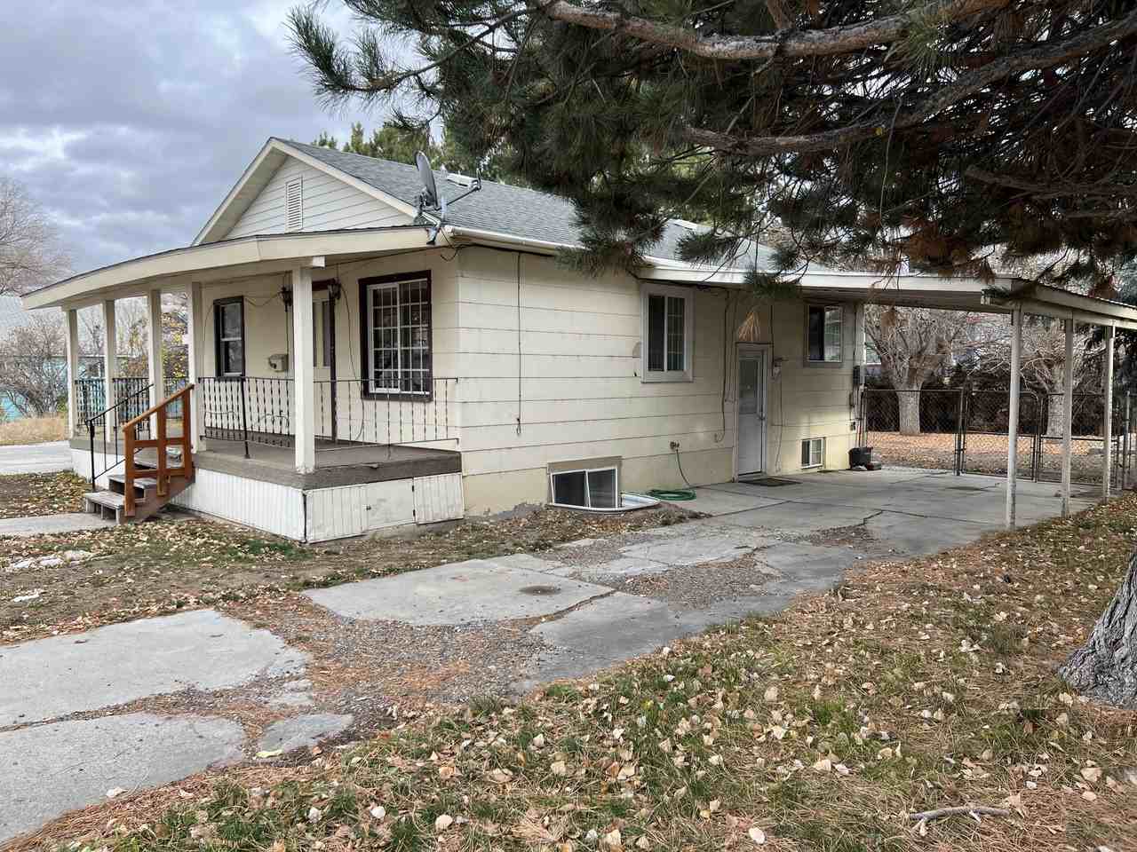 786 Wilson Ave - Photo 2 of 36