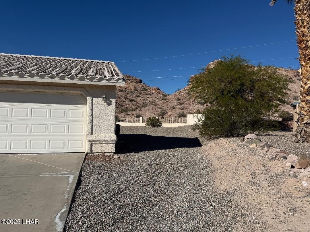 3337 Hilldale Dr - Photo 3 of 18