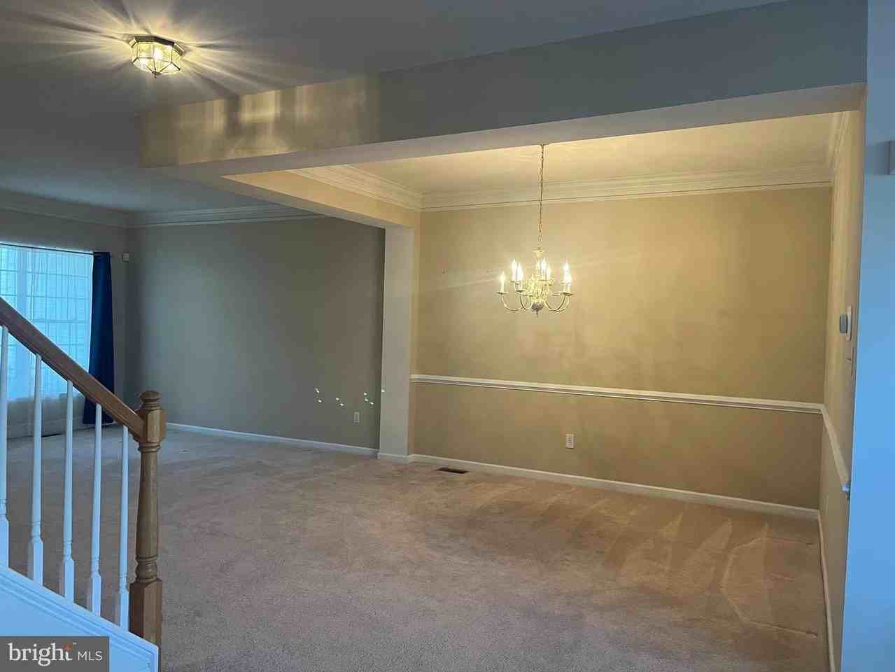 233 Birchwood Dr - Photo 5 of 40