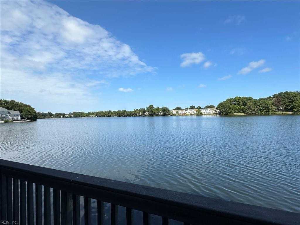 5420 Summer Cres - Photo 2 of 23