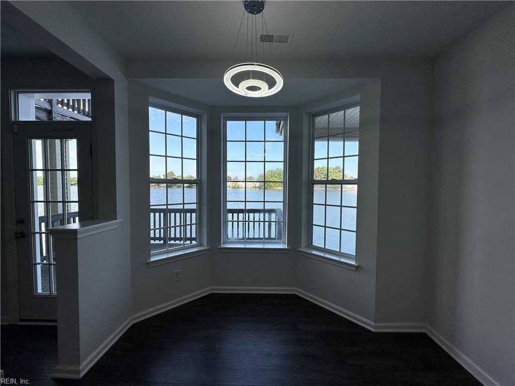 5420 Summer Cres - Photo 7 of 23