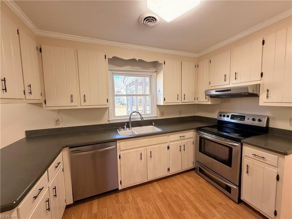 14 Saint Catherine Dr - Photo 6 of 19