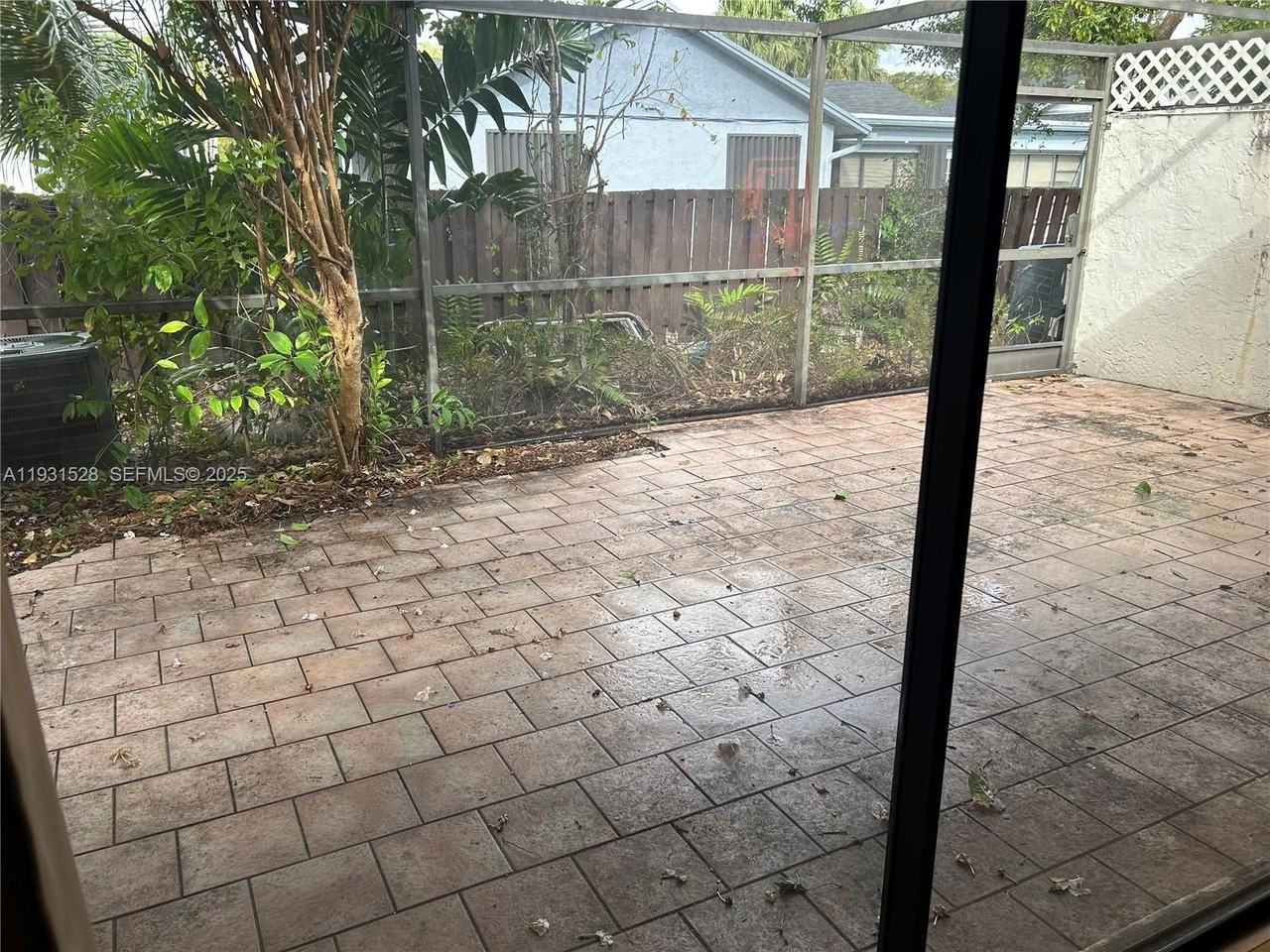 6857 Sw 36th Ct #6B - Photo 4 of 21