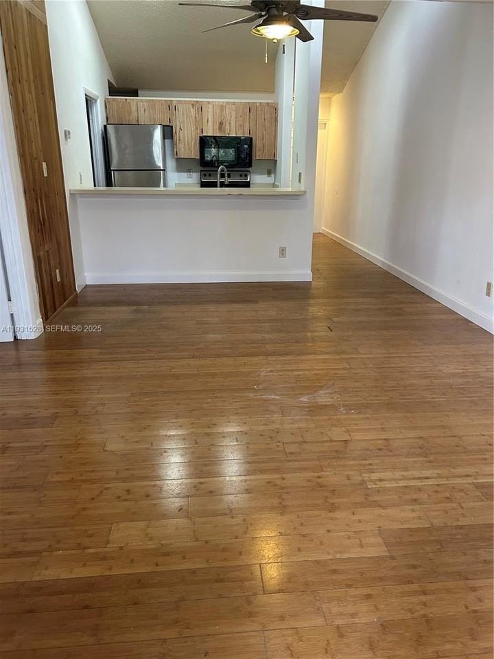 6857 Sw 36th Ct #6B - Photo 5 of 21