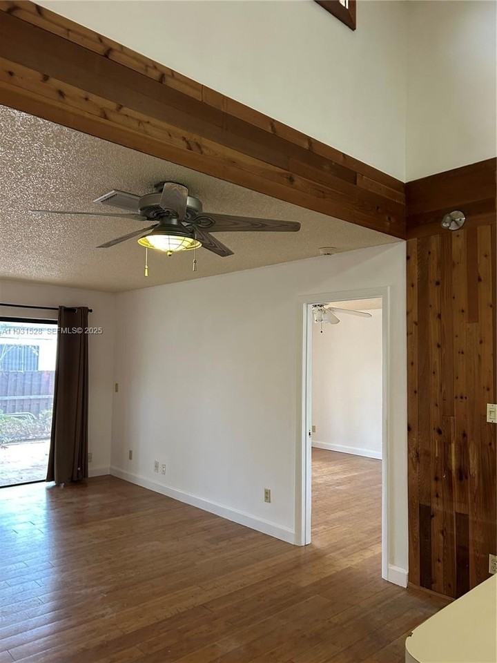 6857 Sw 36th Ct #6B - Photo 7 of 21