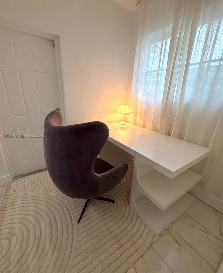 801 8th St #104 - Photo 4 of 6