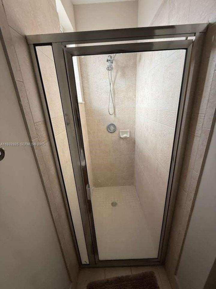 6320 Sw 163rd Pl #6320 - Photo 6 of 7