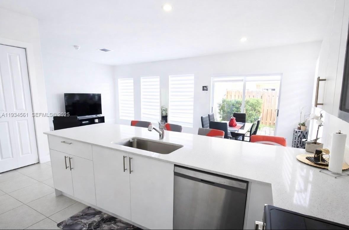 12841 Sw 243rd St #12841 - Photo 4 of 14