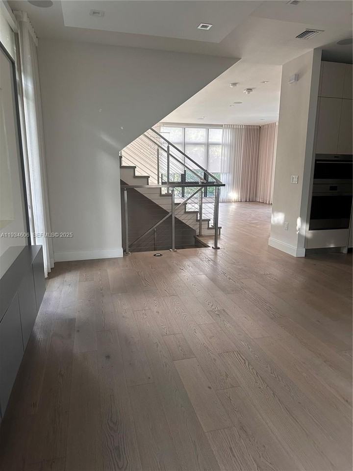 8231 Nw 48th St #8231 - Photo 7 of 16