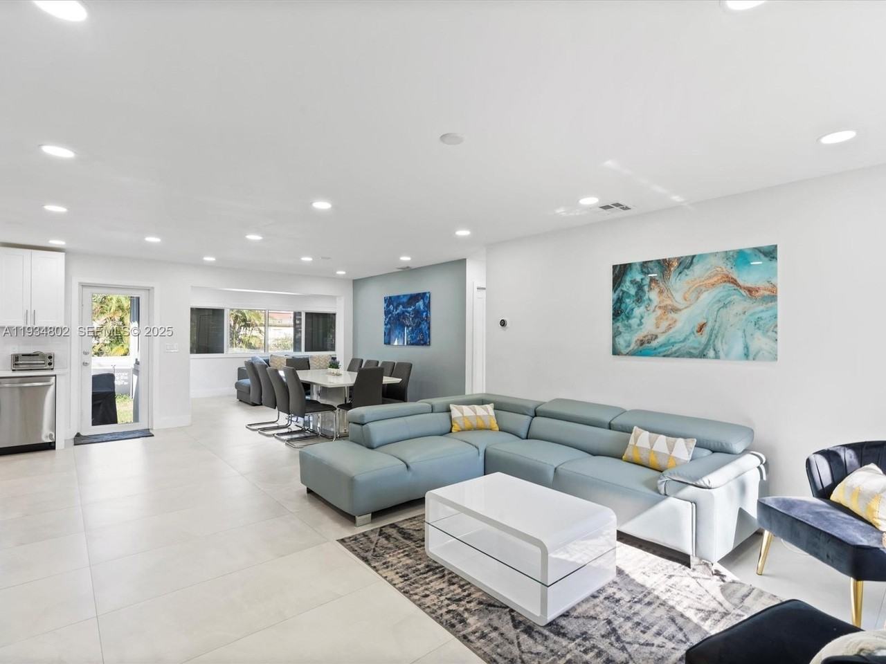 4121 Sw 54th Ct #0 - Photo 6 of 23