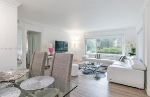 featured image of 286 Bal Bay Dr #4