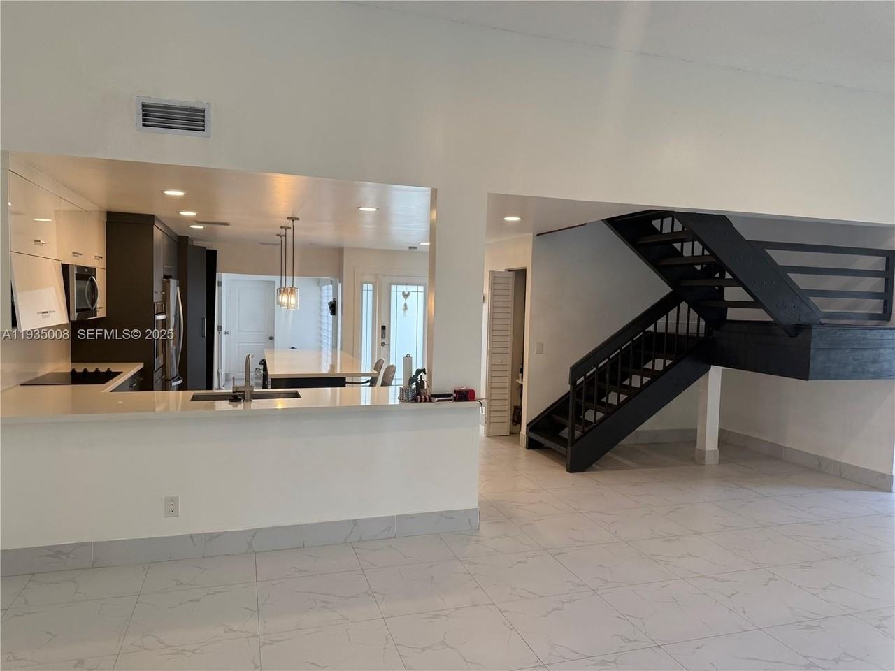 9869 Nw 52nd Ter #9869 - Photo 7 of 46