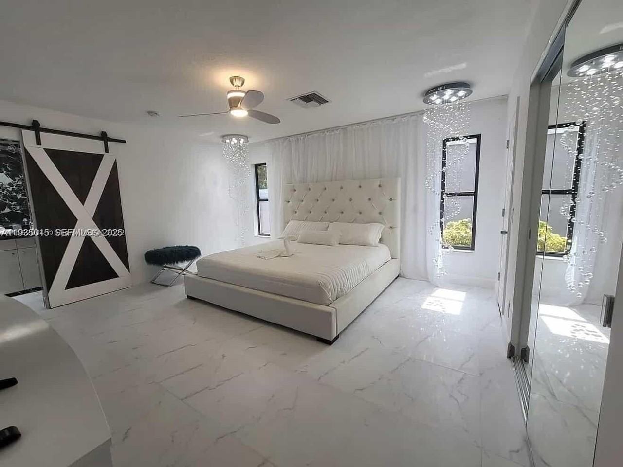 270 Se 7th St #270 - Photo 4 of 18