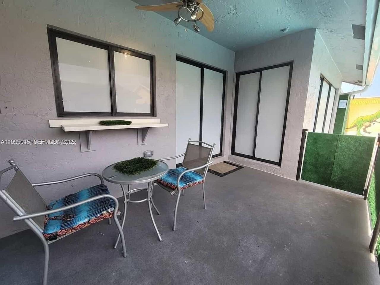 270 Se 7th St #270 - Photo 7 of 18