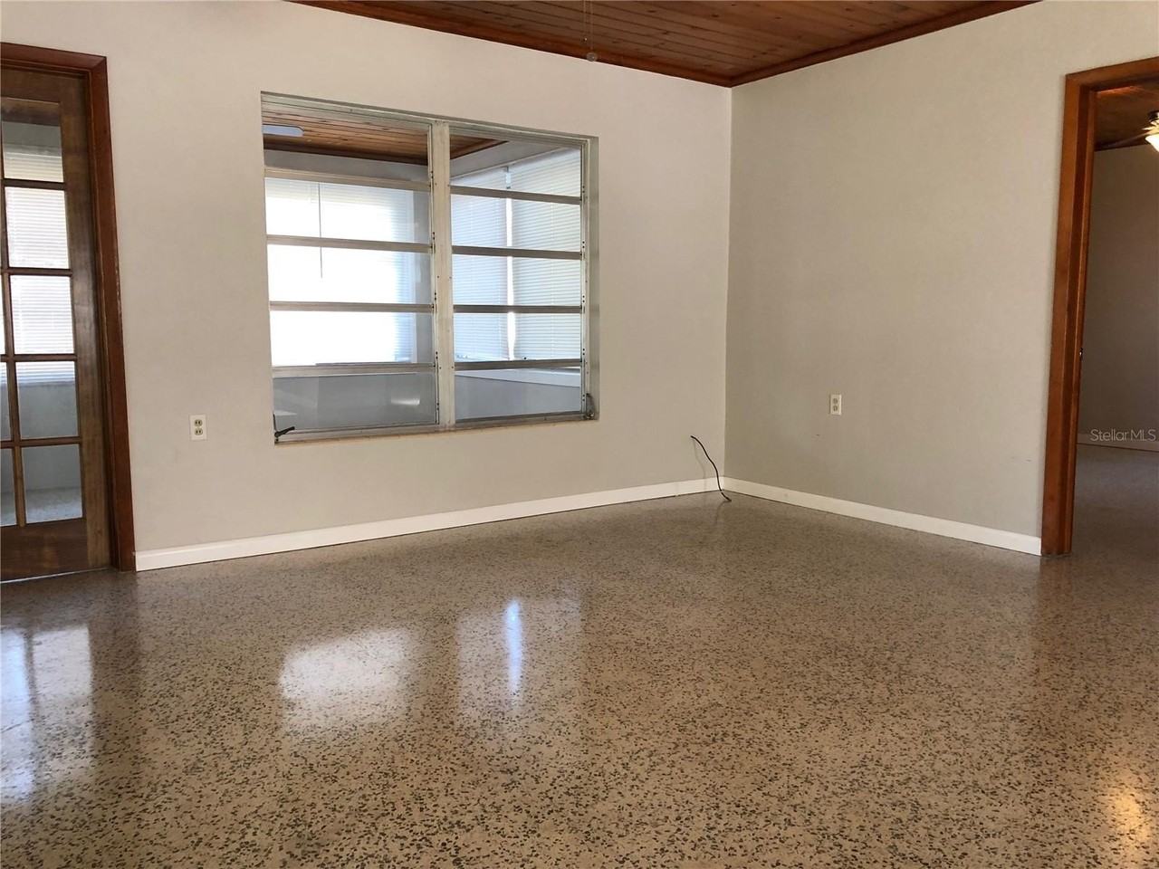 80 Beverly Cir - Photo 6 of 11