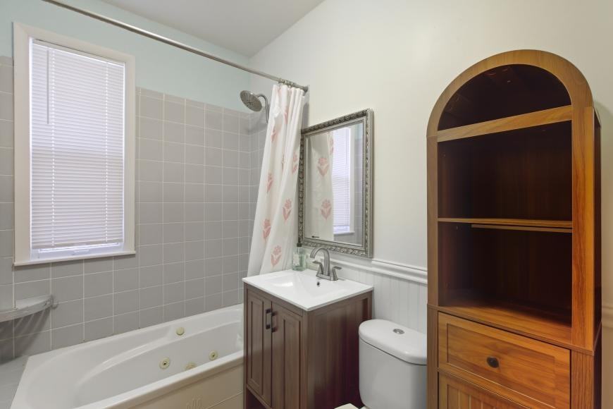 5434 W Wrightwood Ave - Photo 7 of 10