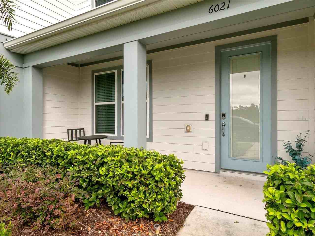 6021 Arbor Watch Loop - Photo 2 of 15