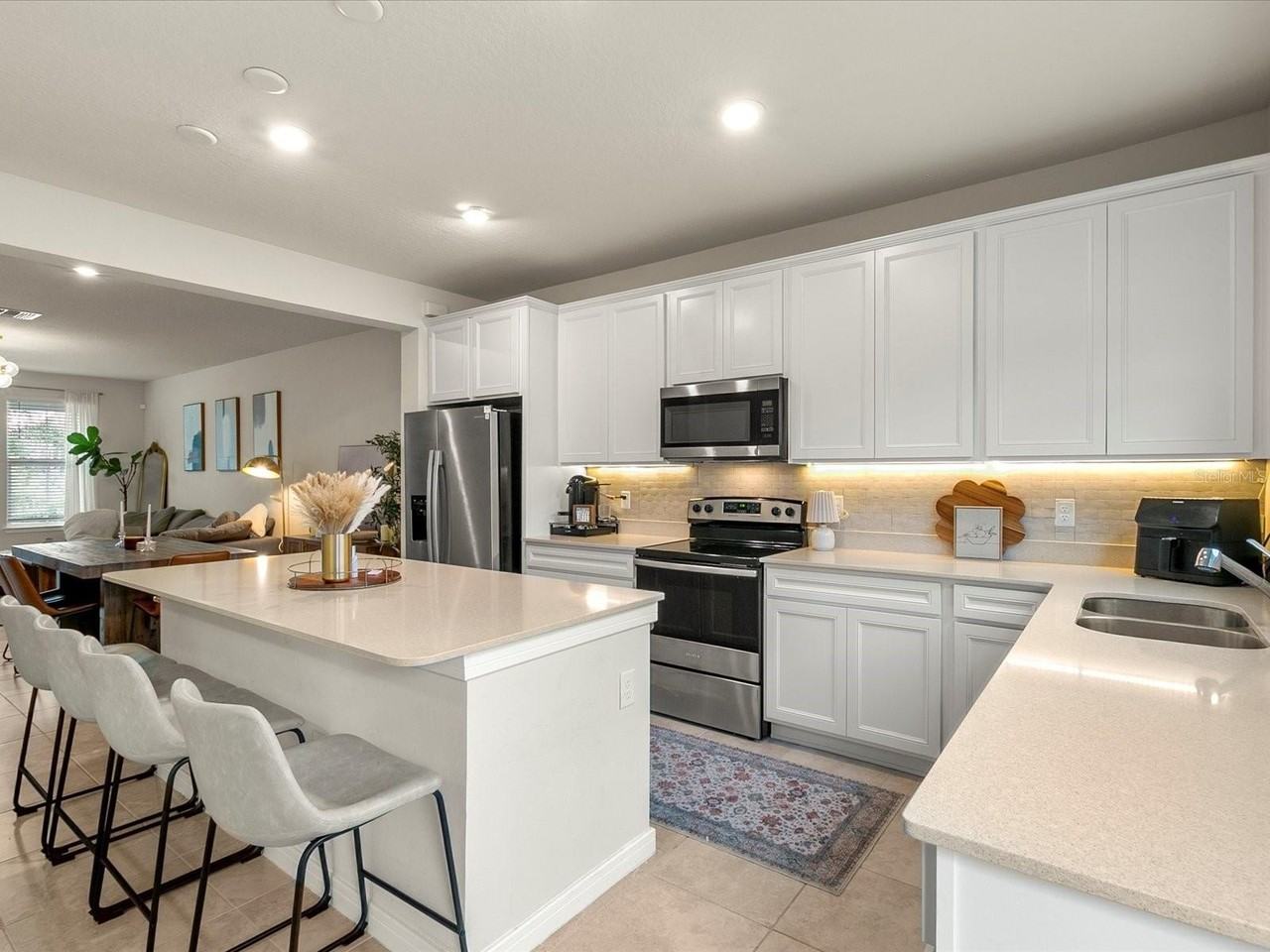 6021 Arbor Watch Loop - Photo 7 of 15