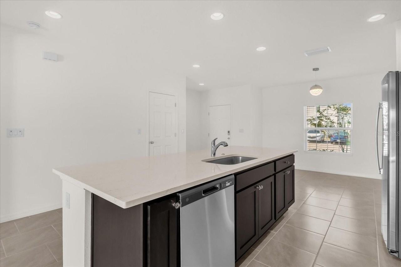 1108 Sand Torch Cir - Photo 5 of 20