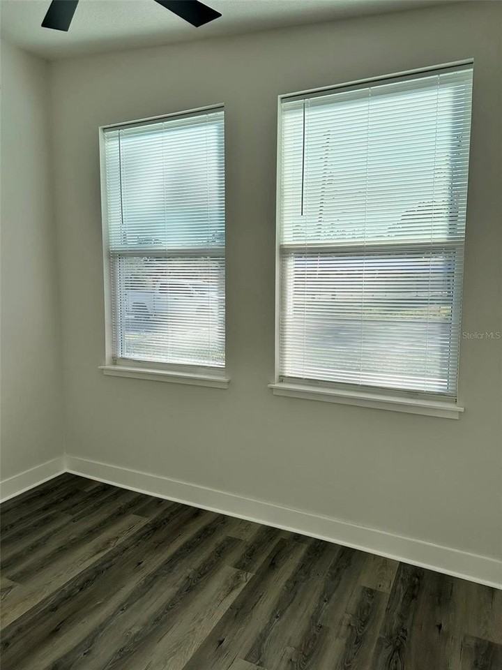 2352 Old Dixie Hwy - Photo 2 of 8