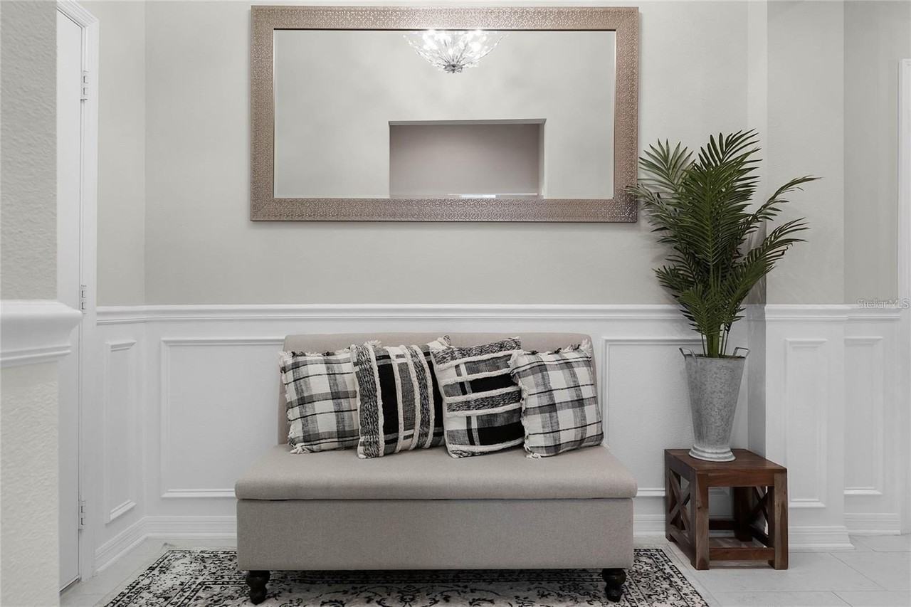 1112 Narcoossee Del Sol Blvd - Photo 4 of 35