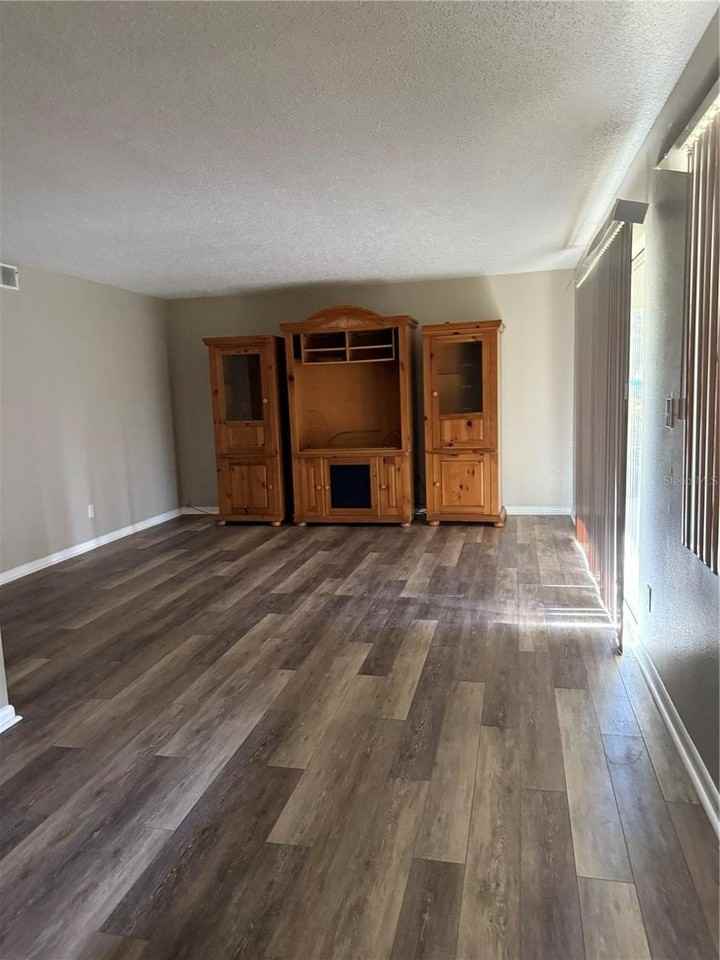 737 Midway Dr #A - Photo 2 of 9