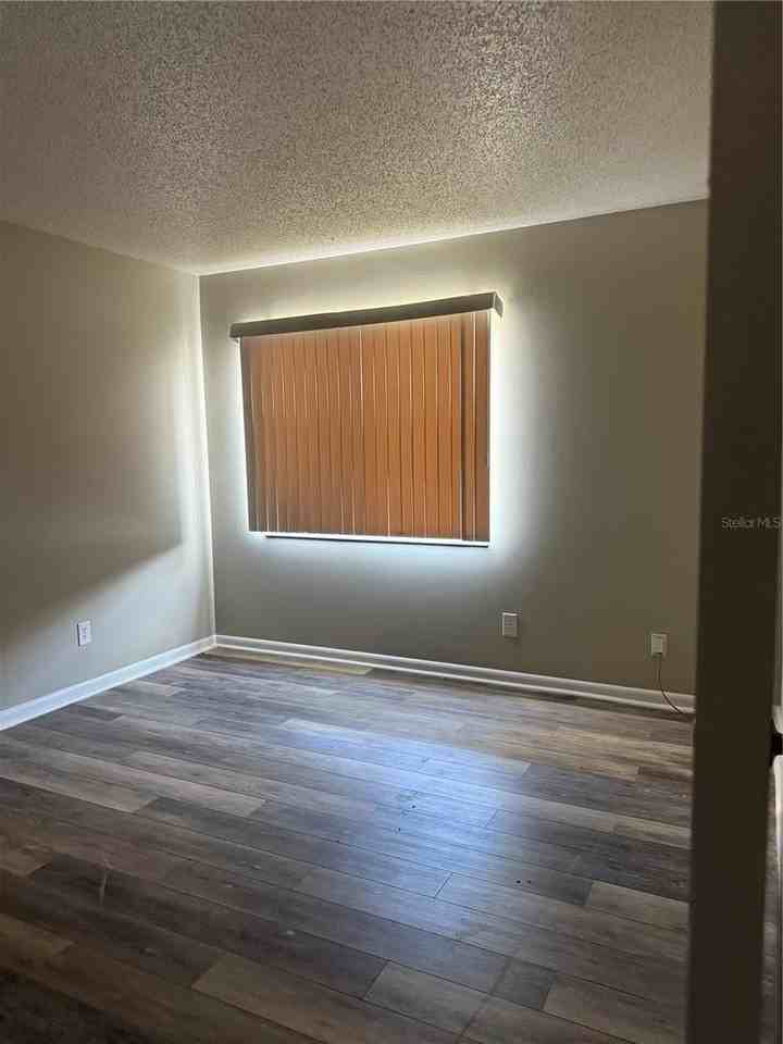 737 Midway Dr #A - Photo 6 of 9