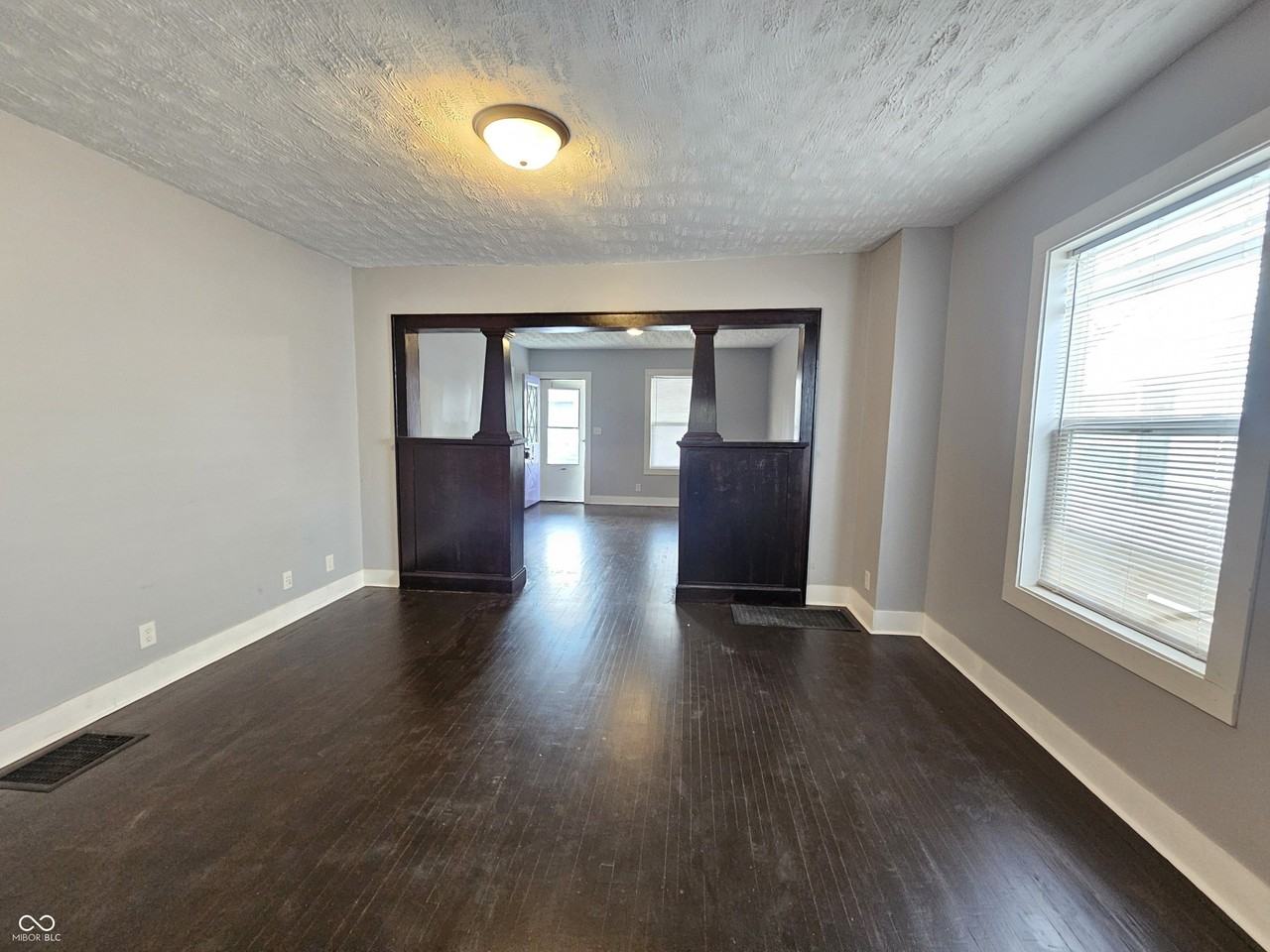 1728 Noble St - Photo 7 of 16