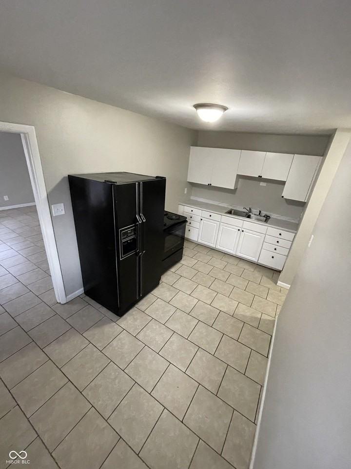 622 Brewer Pl - Photo 5 of 11