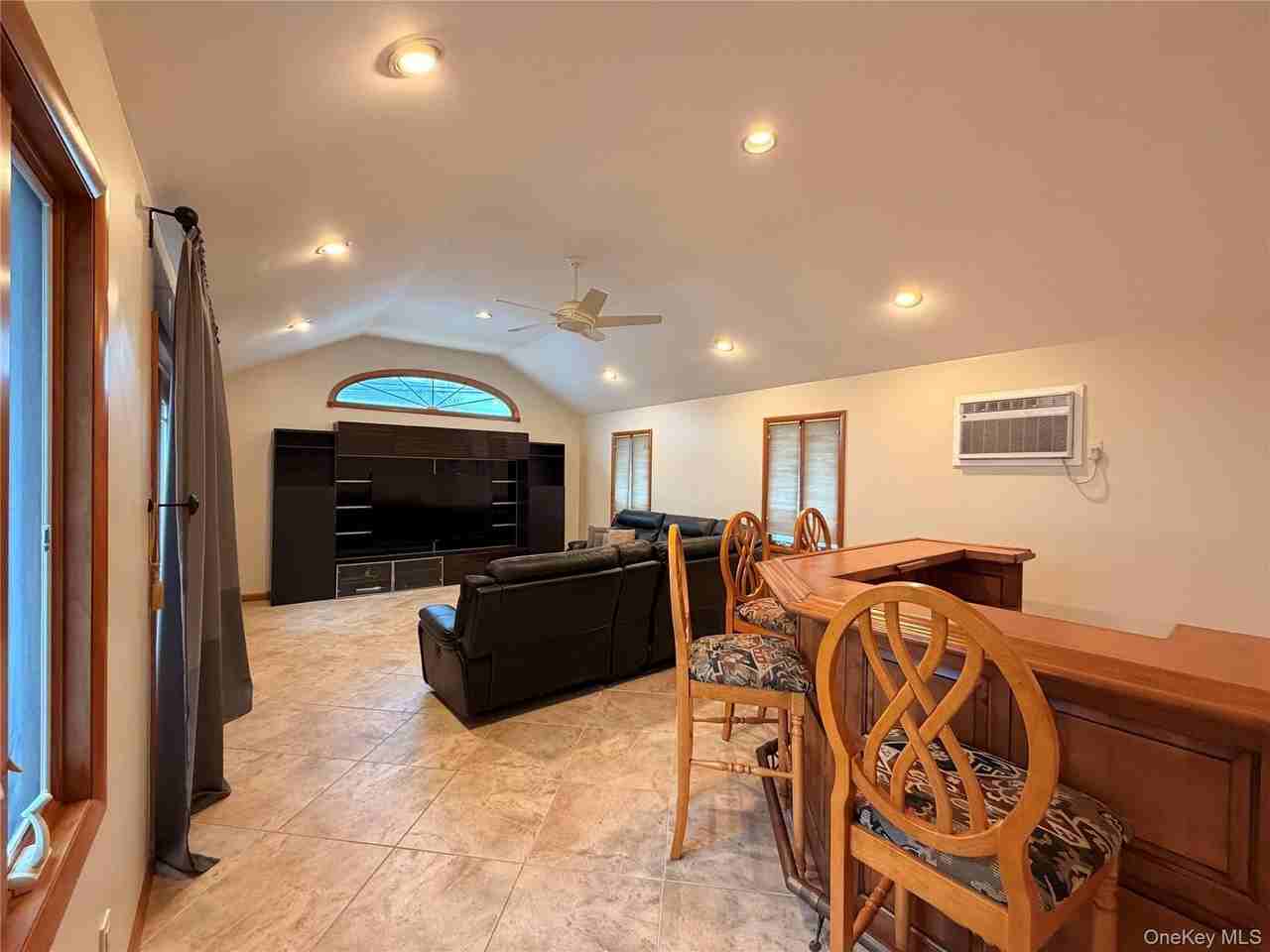 12 Elves Ln - Photo 3 of 42