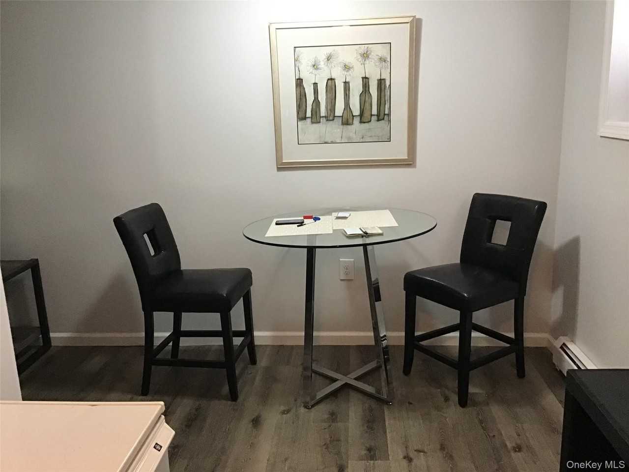 46 Benson St - Photo 3 of 11