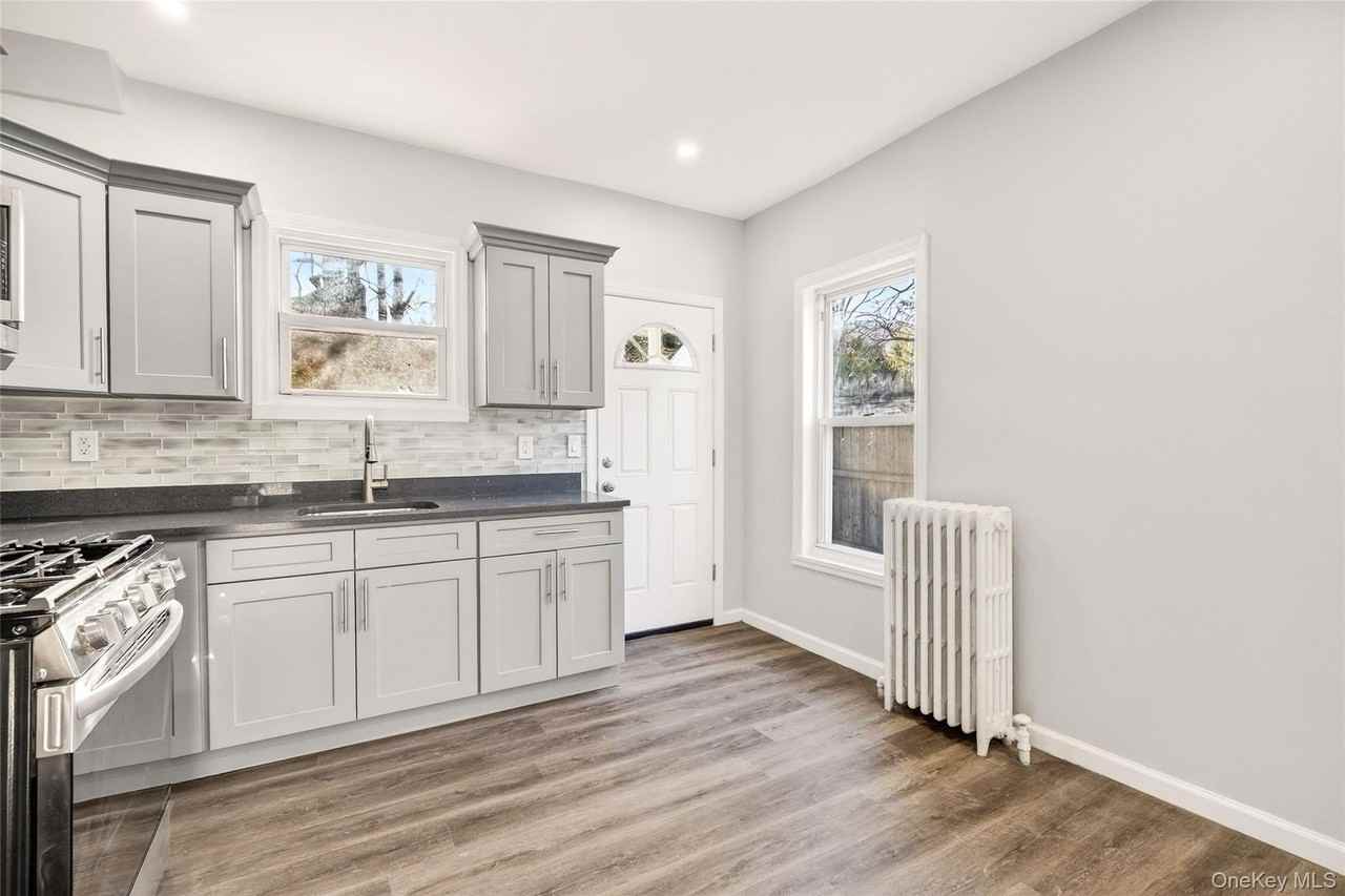 21 Elysian Ave Unit C #C - Photo 7 of 21