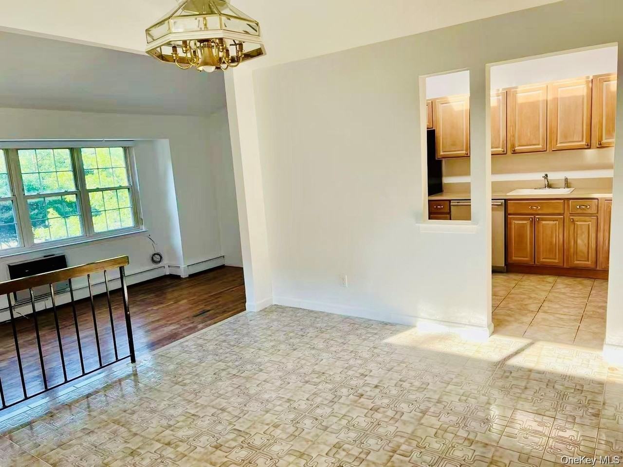 23210 Horace Harding Expy Unit 2fl #2FL - Photo 2 of 4