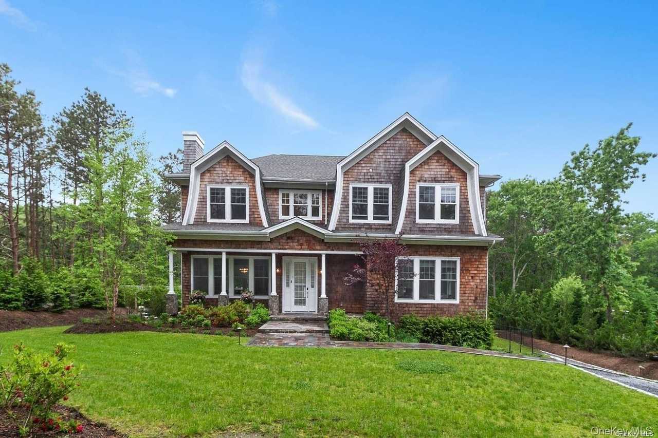 2 Sophia Ct - Photo 2 of 31