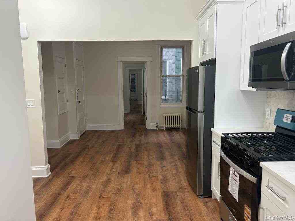 8823 85th St #1L - Photo 7 of 17