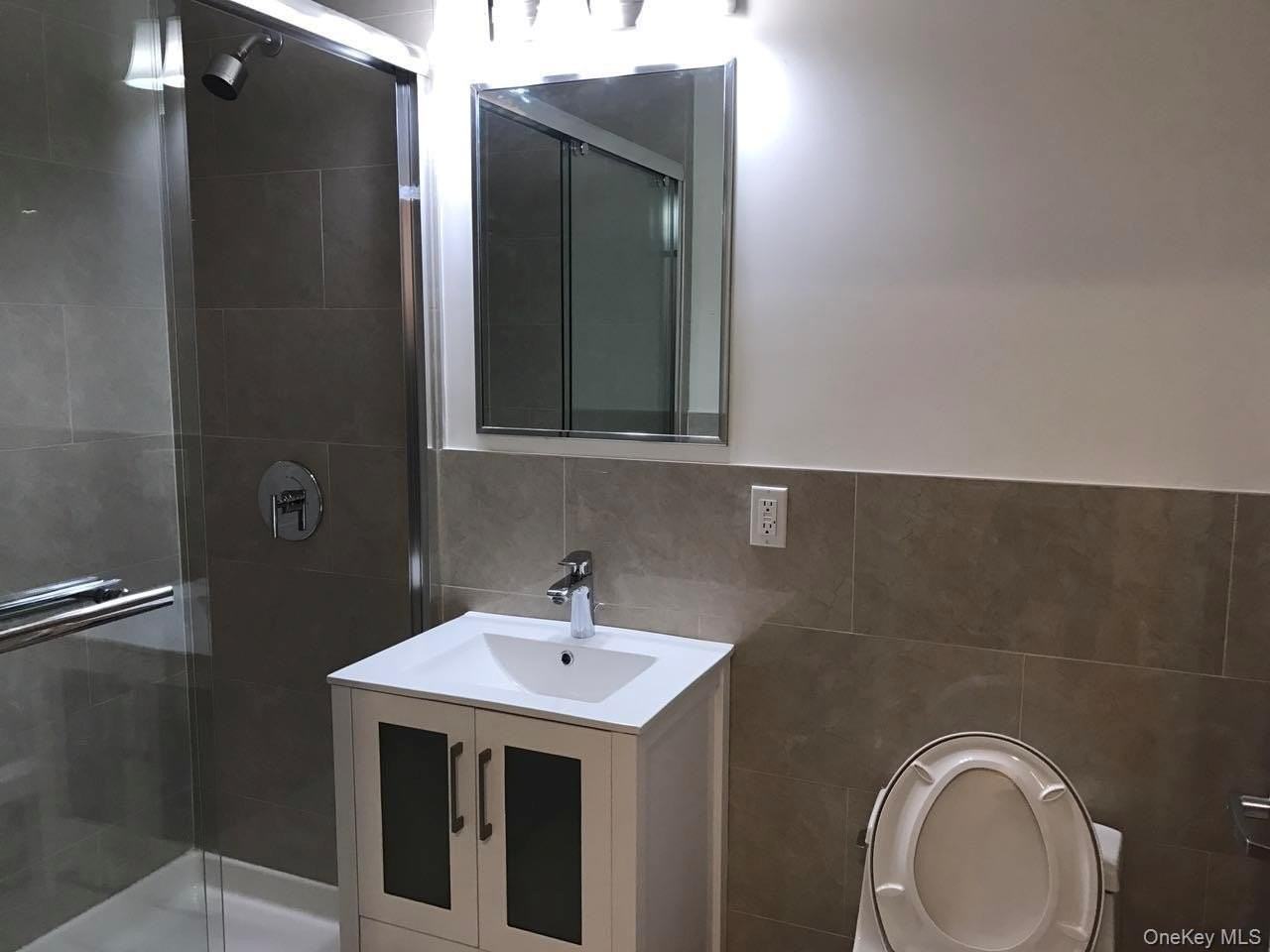 13517 Northern Blvd Apt 5d #5D - Photo 3 of 13