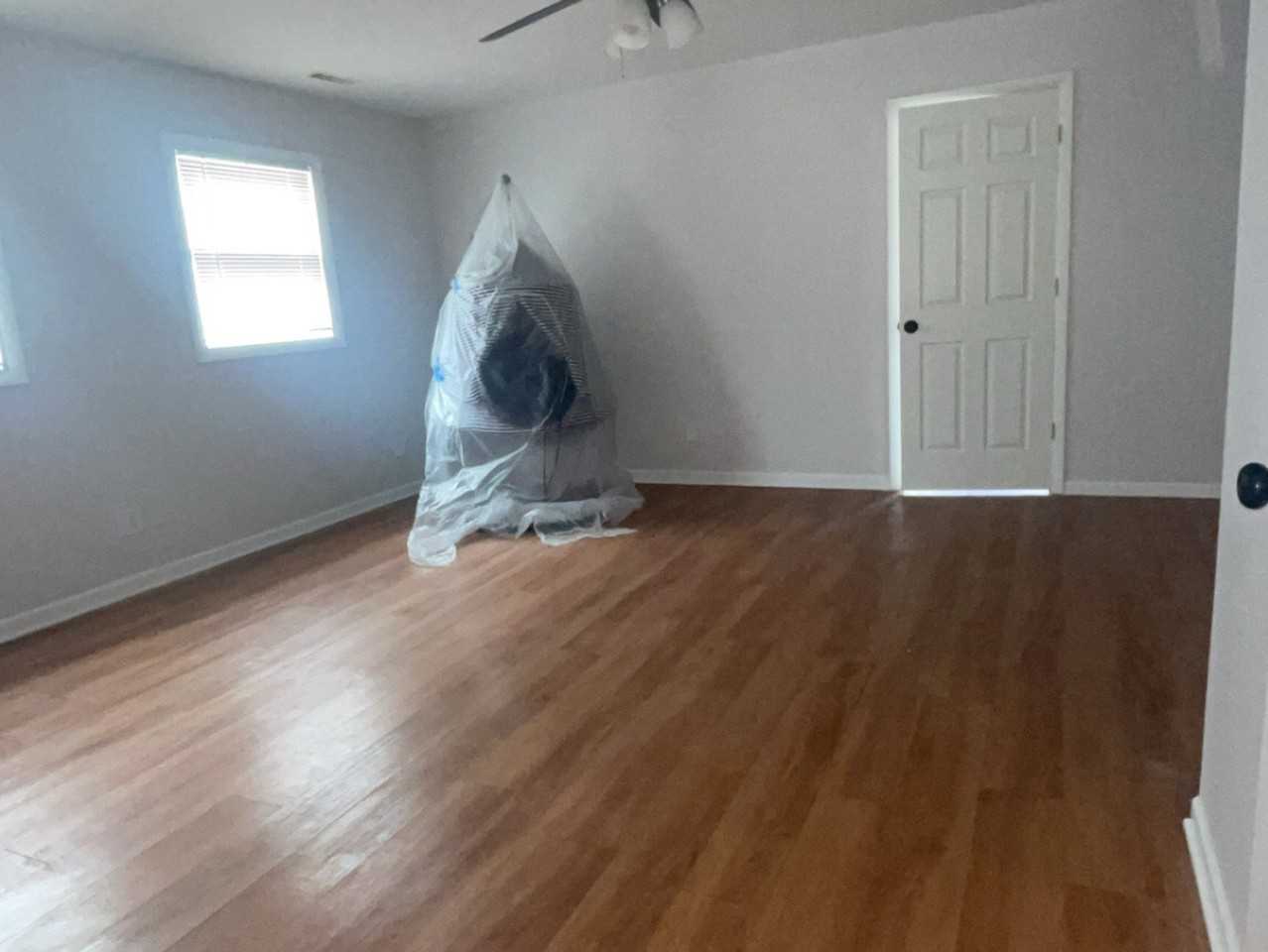 3611 N Sacramento Ave - Photo 3 of 13