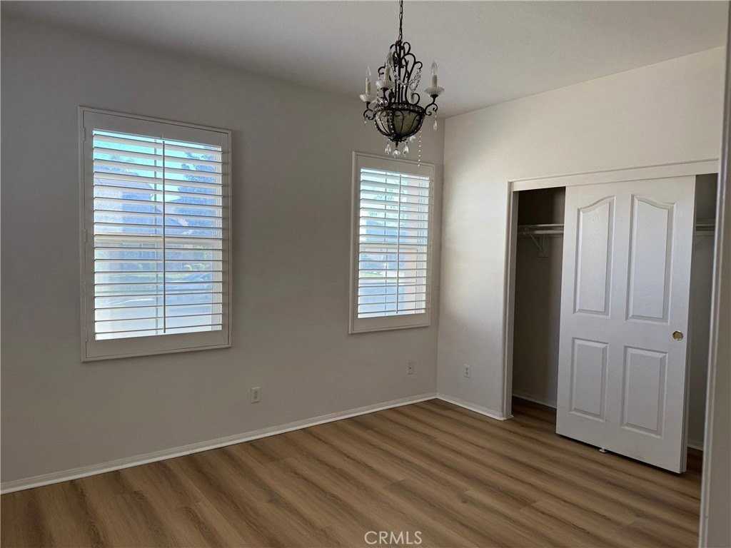 5815 Larry Dean St - Photo 2 of 19