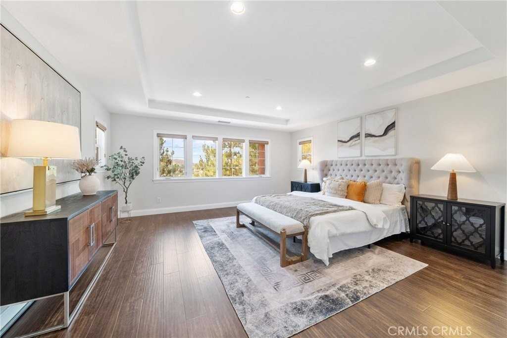 15 Basilica Pl - Photo 4 of 9